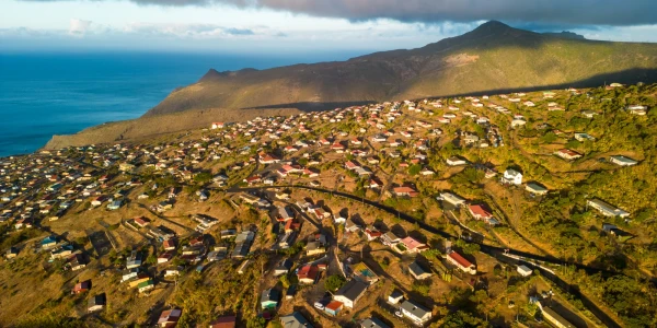 Aastavahetus Eswatinis, Saint Helena saar ja rannapuhkus Mosambiigis